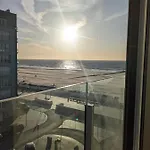 Sun South- Seaview-sea At 15meter-ostend Apartamento